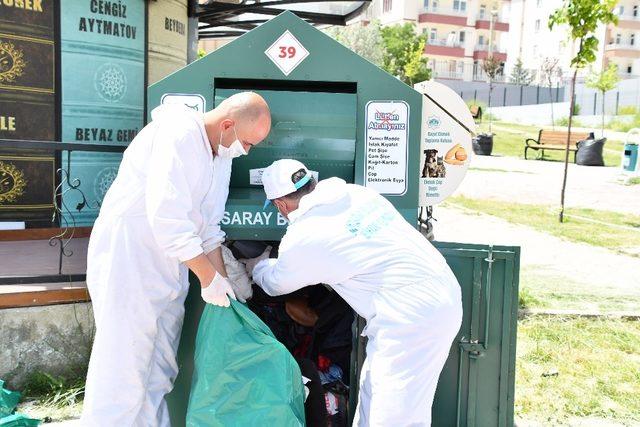 Giysi kumbaraları ile ihtiyaç sahiplerinin sıkıntıları gideriliyor