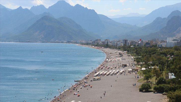 Antalya'ya gelen turist sayısı 3 milyon 356 bin 623'e ulaştı