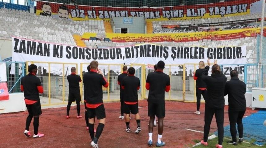 Göztepe’nin formaları depremzedeler için satışta