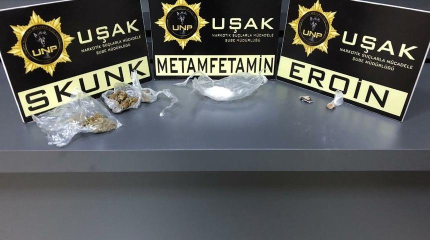 Uşak&rsquo;ta yabancı uyruklu iki uyuşturucu taciri tutuklandı