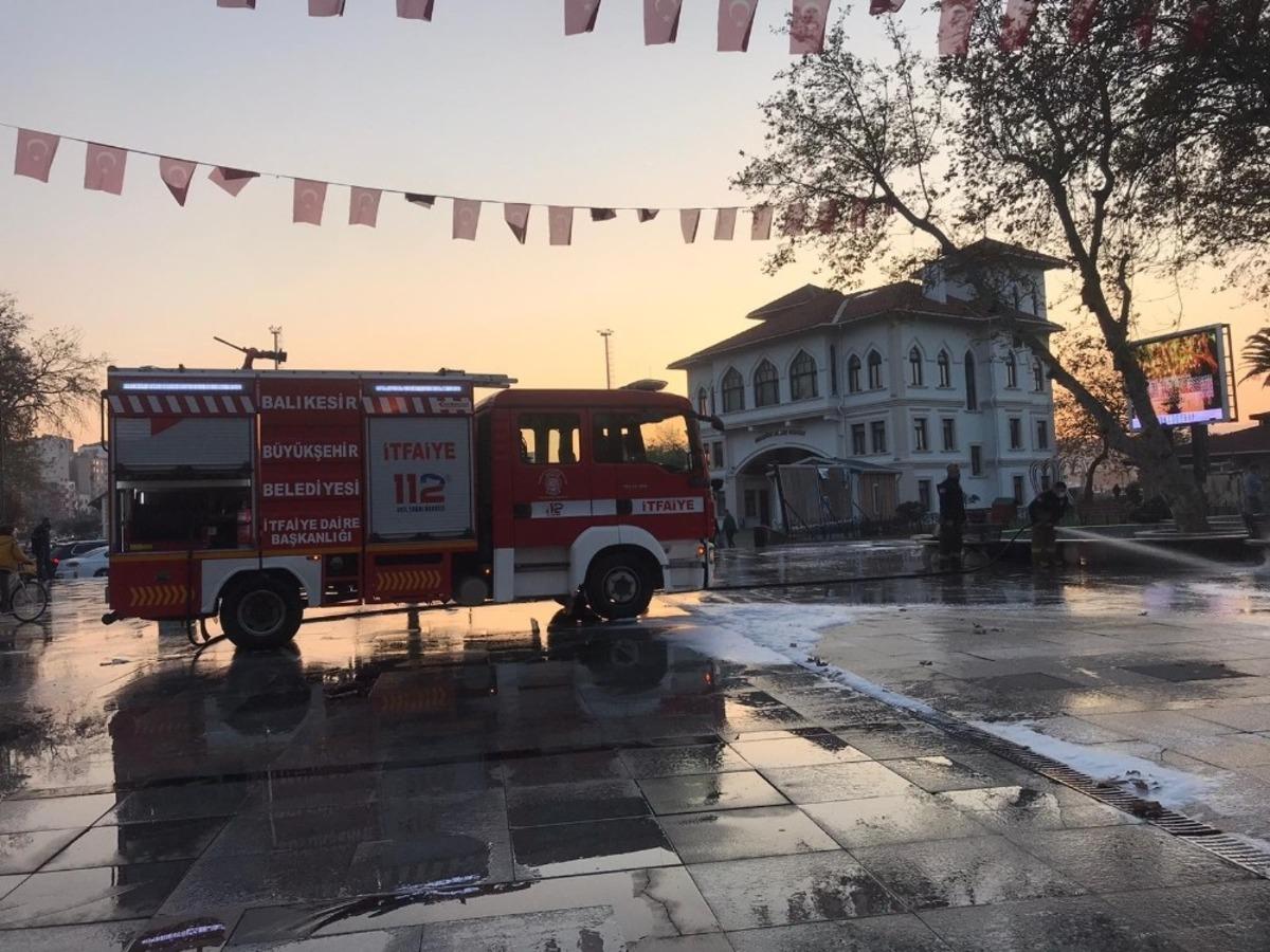 Bandırma k&ouml;şe bucak dezenfekte ediliyor