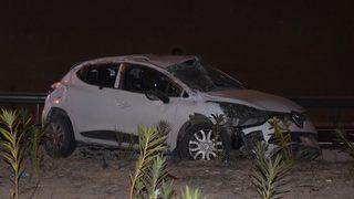 İzmir’de feci kaza! Takla atan otomobilin altında can verdi