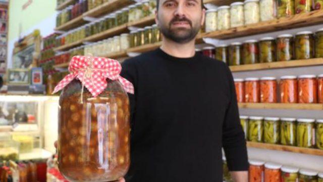 Bu da oldu! Fındık, turşu kavanozuna girdi