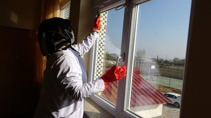 (Özel) Muş’taki okullar “Mobil Temizlik Ekibiyle” temizleniyor G4