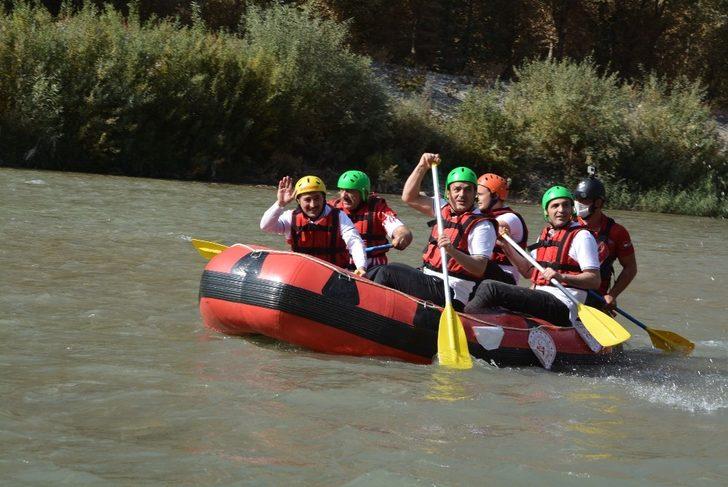 Müdür Yıldırım: “Hakkari’de güzel şeyler oluyor” G1