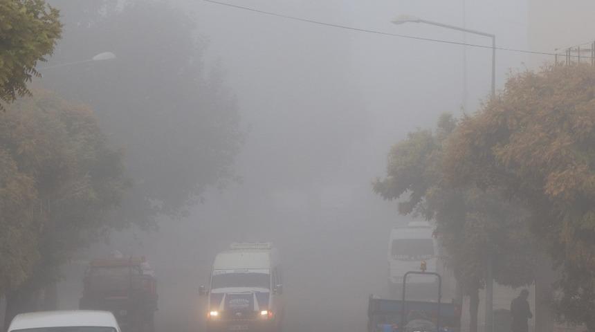 Araban&rsquo;da sis hayatı olumsuz etkiledi