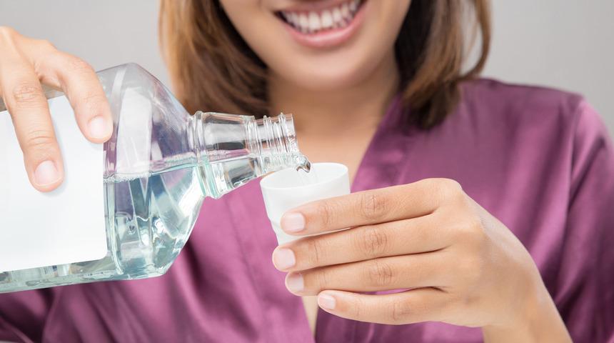 Ağız gargarası koronavir&uuml;s&uuml; 30 saniyede etkisiz hale getirdi