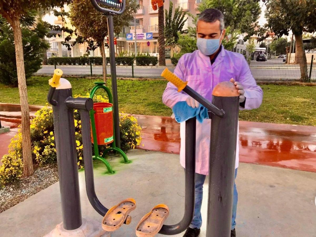 Didim&rsquo;de dezenfekte &ccedil;alışmaları her g&uuml;n yapılıyor