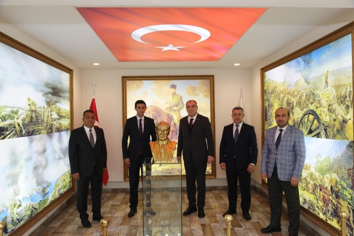 ESO heyetinden il&ccedil;e belediyelerine ziyaret