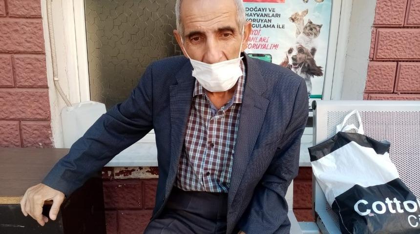 Otob&uuml;slere alınmayan Ferit Amca&rsquo;yı Sağlık M&uuml;d&uuml;rl&uuml;ğ&uuml; misafir etti