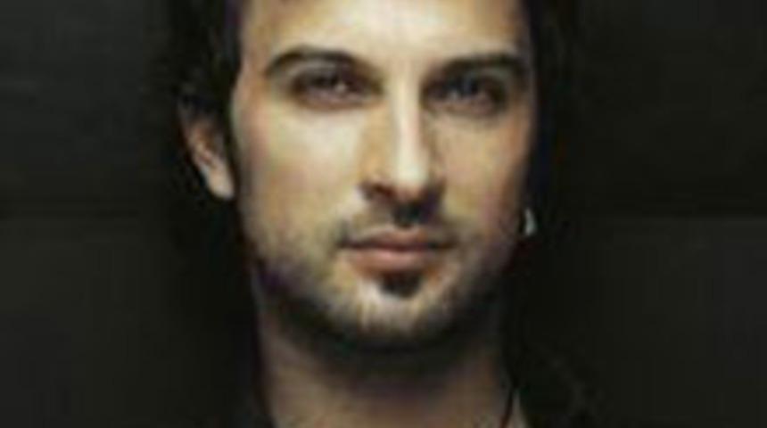 Canlı Yayında Tarkan'a Şok