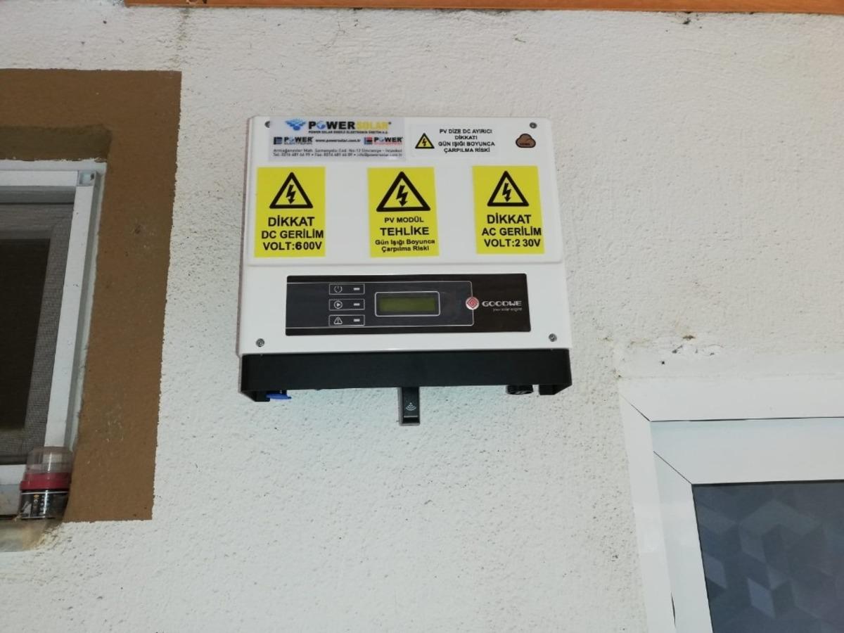 Sazak k&ouml;y&uuml;ne g&uuml;neş enerjisi sistemi