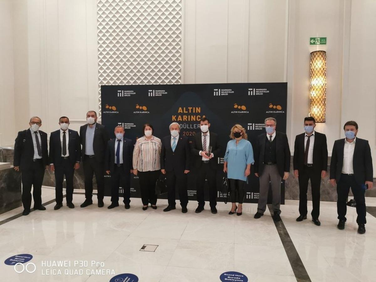 Osmaneli Belediyesi&rsquo;ne &lsquo;Altın Karınca Yerel Kalkınma&rsquo; &ouml;d&uuml;l&uuml; verildi