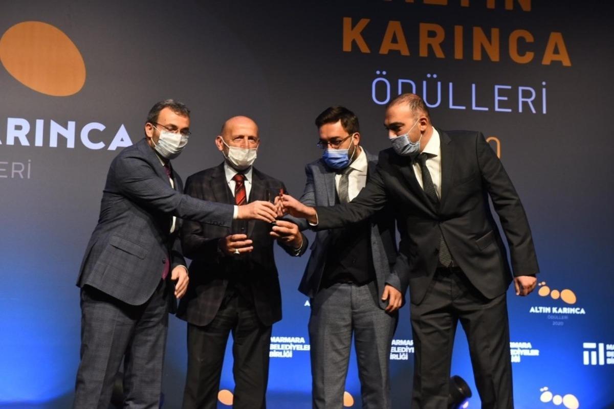 Pendik Belediyesi&rsquo;ne Altın Karınca &Ouml;d&uuml;l&uuml;