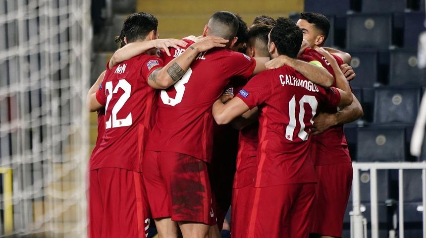 Türkiye-Macaristan maçı hangi kanalda, saat kaçta yayınlanacak? Türkiye-Macaristan maçı şifresiz mi yayınlanacak?