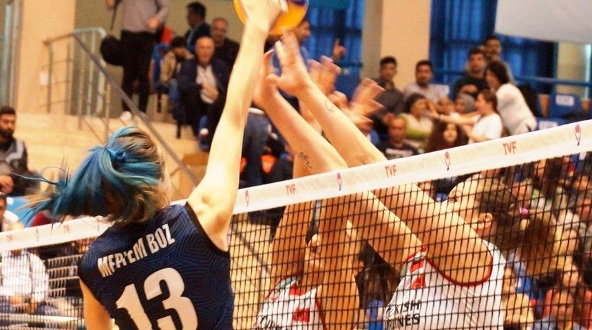 Aydın Büyükşehir, Vakıfbank’a 3-1 mağlup oldu