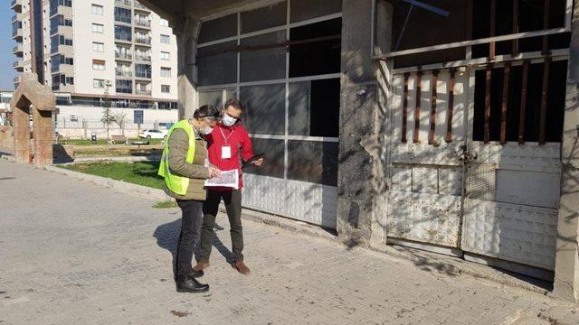 Büyükşehir mühendislerinden İzmir’deki hasar tespit çalışmalarına destek