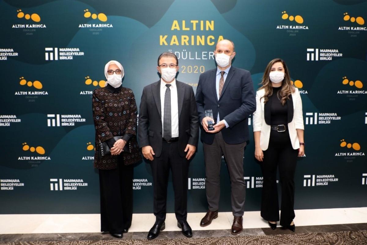 &rsquo;Bağımsızlık K&ouml;y&uuml;&rsquo;ne Altın Karınca &ouml;d&uuml;l&uuml;