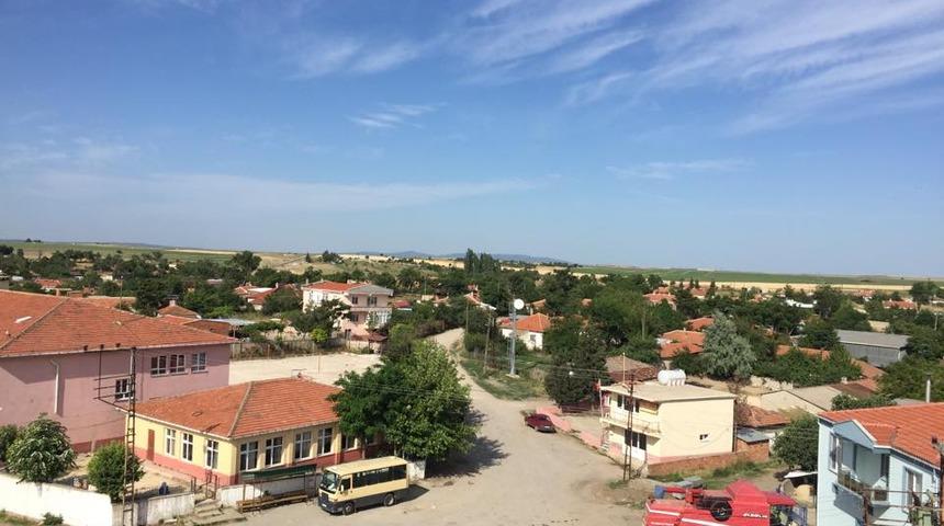 Muhtarının 'gelmeyin' çağrısında bulunduğu köye, 4'üncü kez kısıtlama geldi