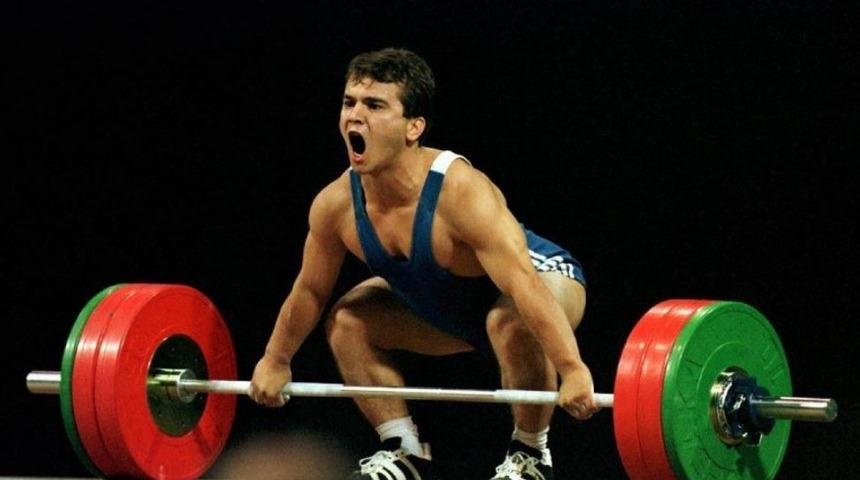 Cep Herkülü Naim Süleymanoğlu... Naim Süleymanoğlu kimdir, hayatı nasıl geçti? Naim Süleymanoğlu neden öldü?