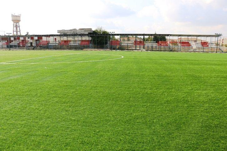 Sentetik çim saha ve tribünler hizmete girdi G2