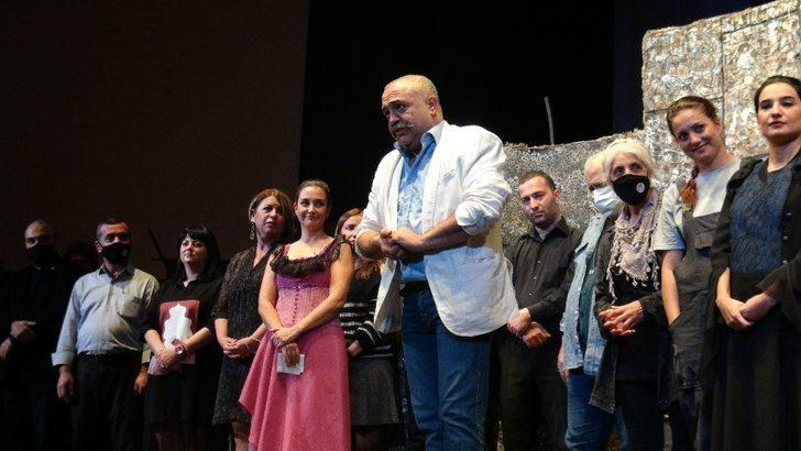 ABBŞT  "Kadınlar Konuşursa" oyunuyla sezonu açtı G2