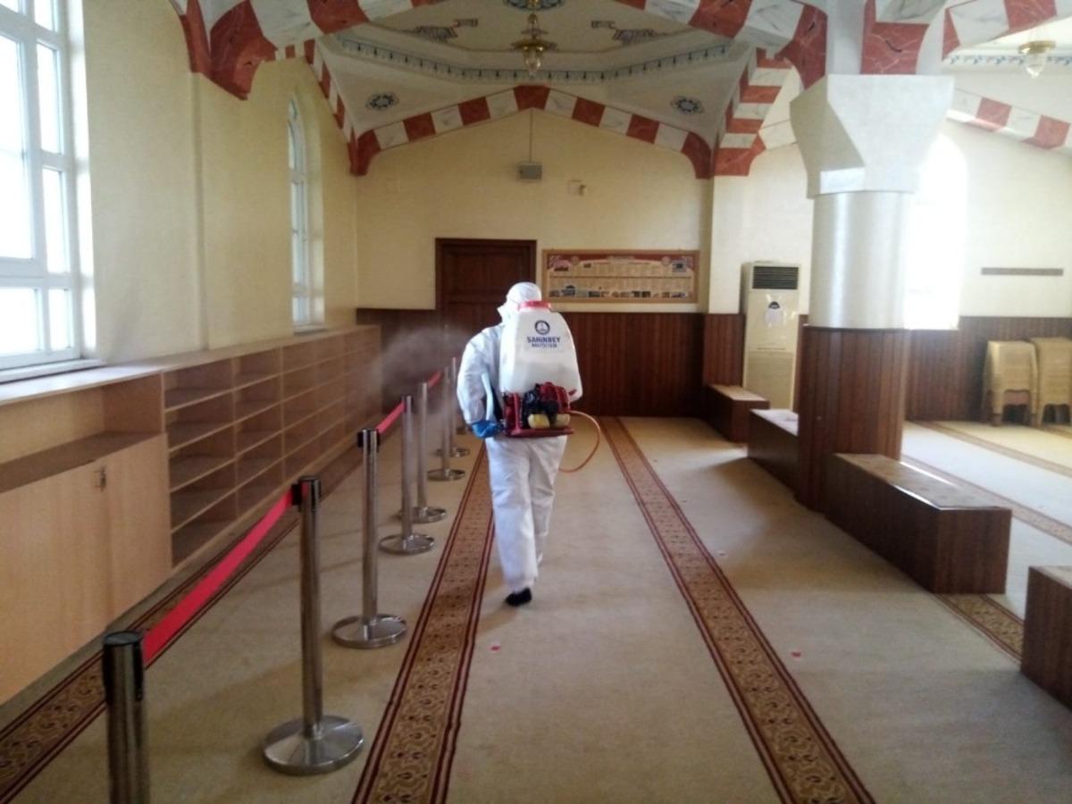 Şahinbey&rsquo;de dezenfekte &ccedil;alışmaları s&uuml;r&uuml;yor