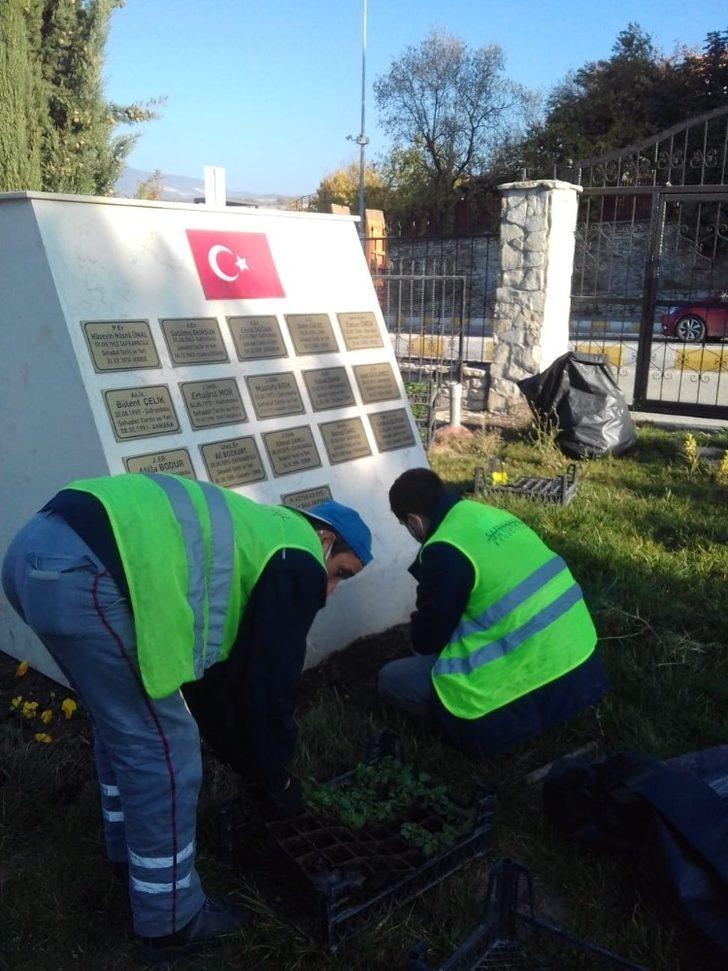 Safranbolu Belediyesi kenti çiçeklerle donattı G3