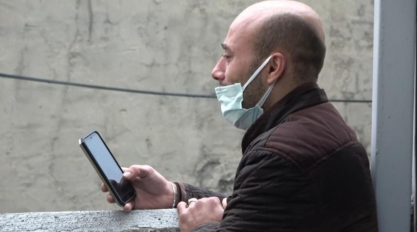 Evinin kül oluşunu gözyaşları içinde izledi!