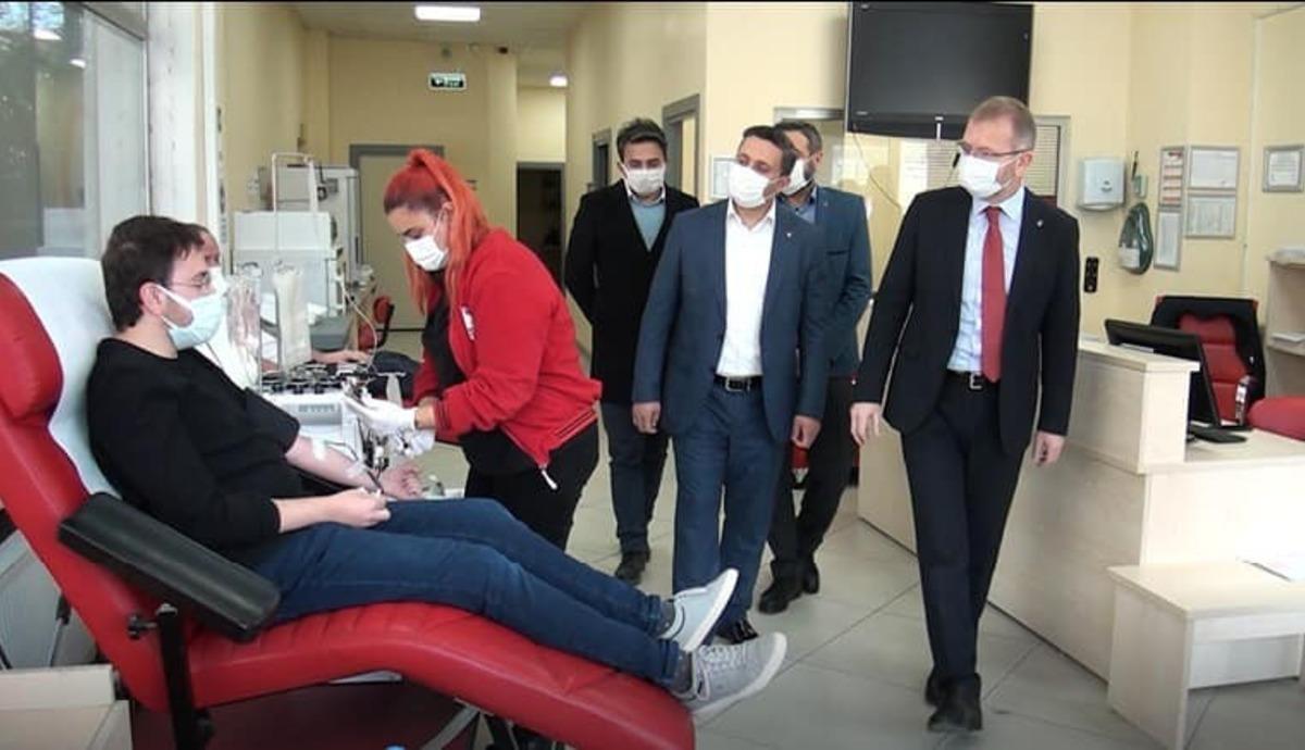 Kızılay K&uuml;tahya Şubesi&rsquo;ne plazma kan cihazı