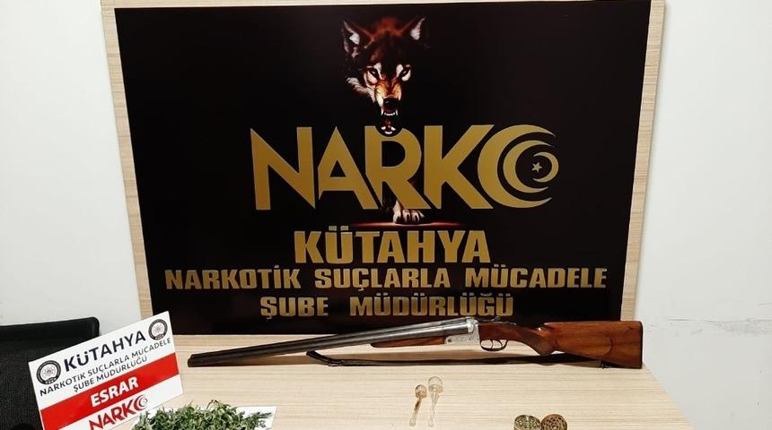 Kütahya’da uyuşturucu şüphelisi gözaltına alındı