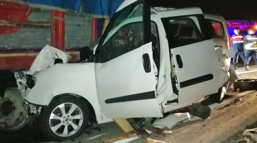 Çorum'da zincirleme kaza! Araçlar hurdaya döndü: Ölü ve yaralılar var