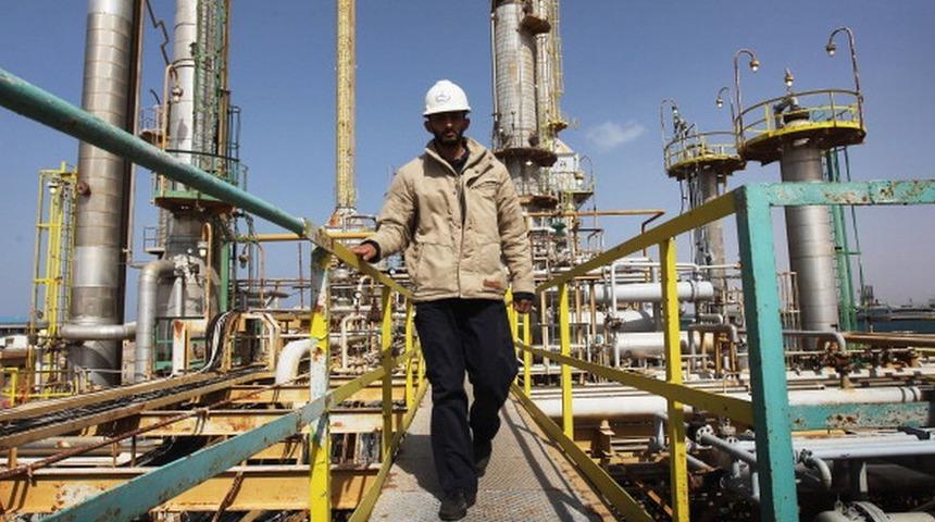 Libya'daki ateşkes sonrası Fransız Total şirketi 'petrol &uuml;retimini artırmak i&ccedil;in' devrede