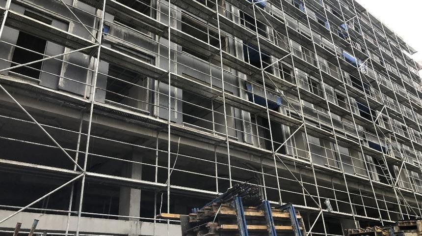 Baret takmadı canından oldu