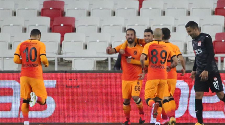 Ayhan Akman: Arda Turan'ın ateşi 39'lara kadar çıkıyormuş