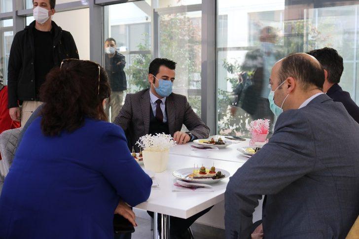 Diyarbakır’da kadınlara yönelik kafeterya açıldı G5