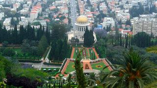 Filistinli kadınlar işgal altındaki köyde marangoz oldular