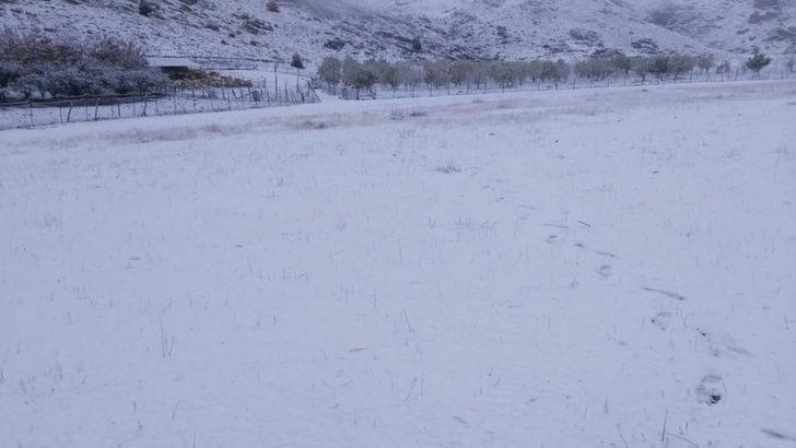Seydikemer’e yılın ilk karı düştü G4