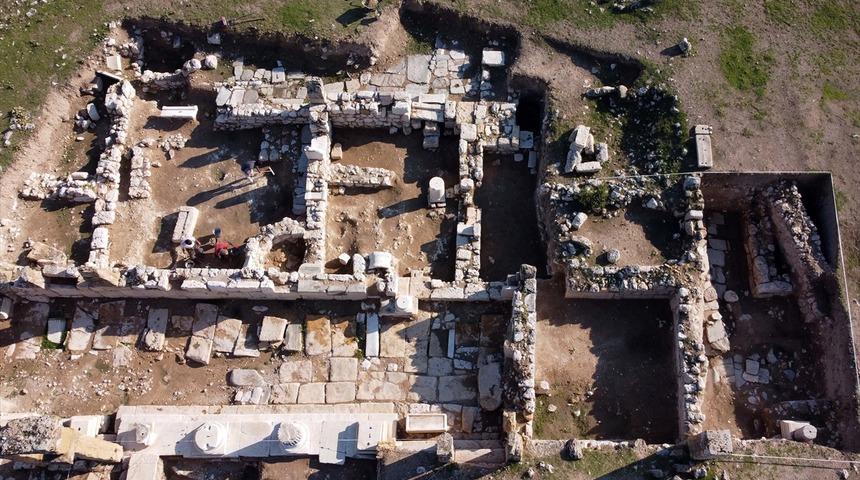 Blaundos Antik Kenti'nde Roma dönemine ait hamam bulundu