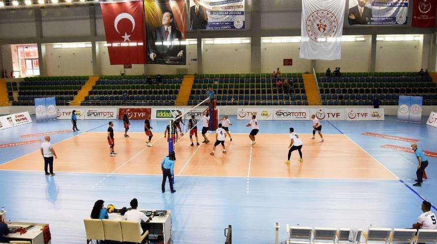 24 Kasım &Ouml;ğretmenler G&uuml;n&uuml; Voleybol Turnuvası sona erdi