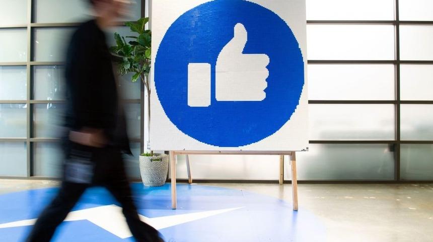 Koronavirus: Facebook &ccedil;alışanları şirketi kendilerini ofisten &ccedil;alışmaya zorlamakla su&ccedil;ladı