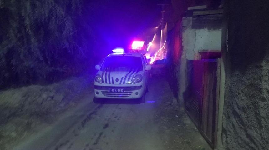 Babasıyla tartışıp evde yangın &ccedil;ıkardı