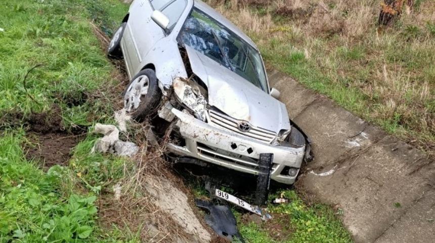 Sağlık &ccedil;alışanı kazada yaralandı