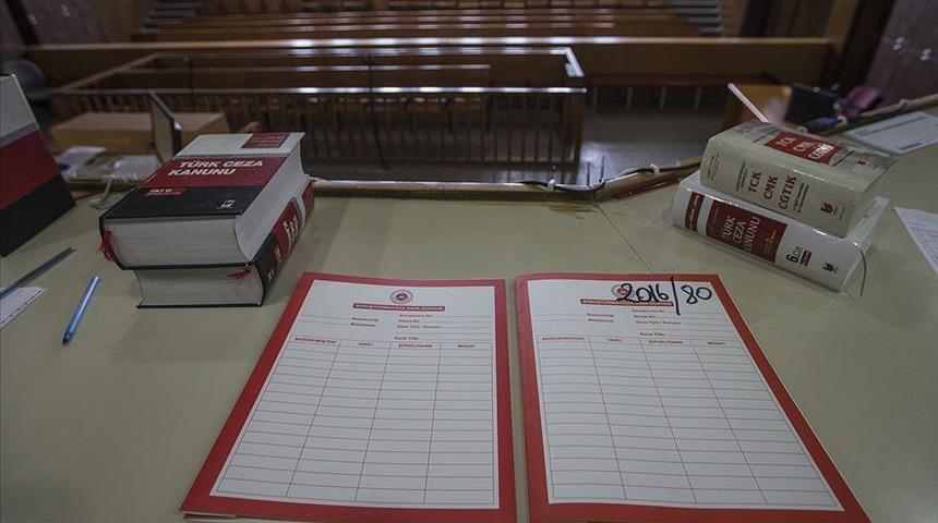 TBMM'de banko görevlisini rehin almaya çalışan 2 DHKP-C'liye hapis cezası