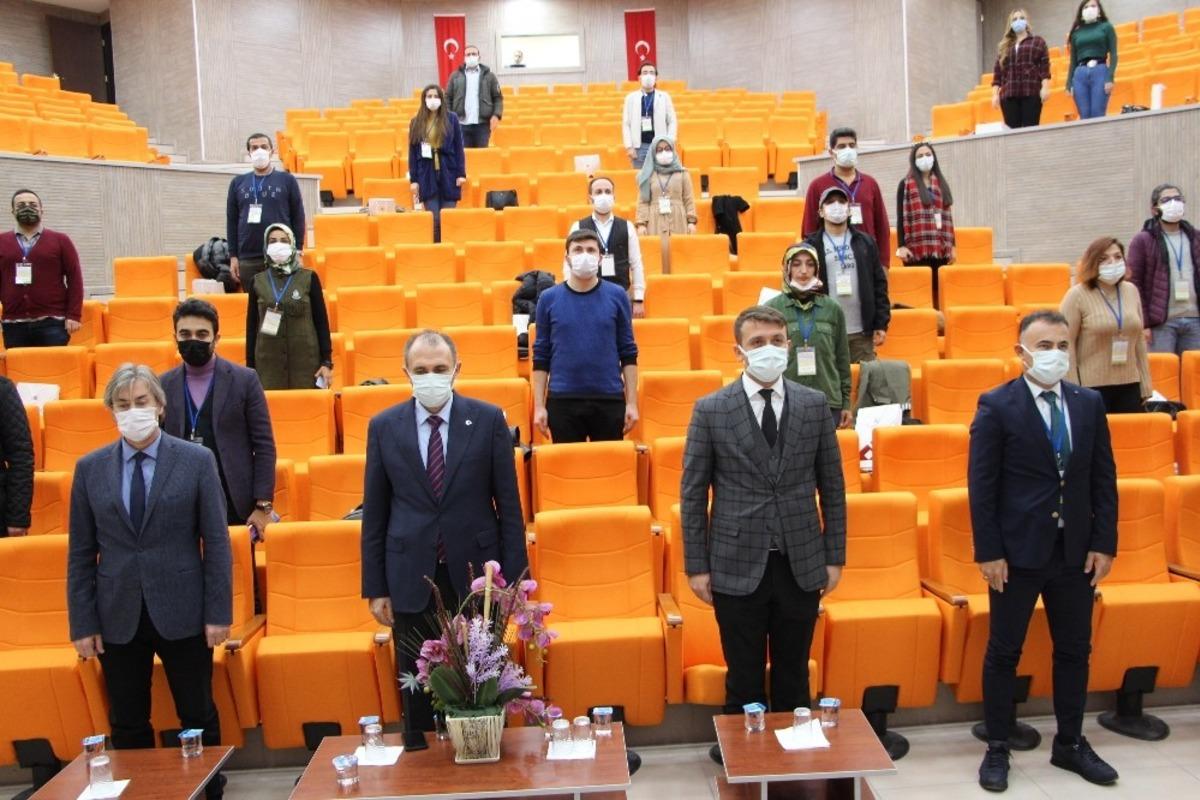 F&Uuml;&rsquo;de T&Uuml;BİTAK Araştırma Hazırlama ve Y&uuml;r&uuml;tme uygulamalı eğitimi