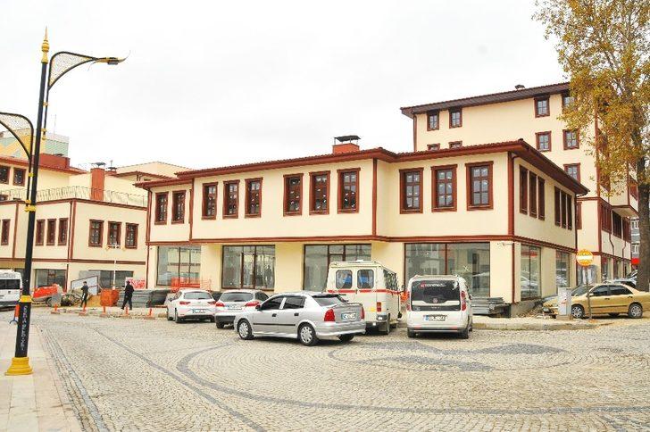 Başkan Akkaya “Şehrin kalbi Dudu Kadın Çarşısı’nda atacak” G2