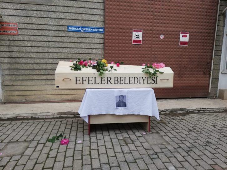 Koronadan hayatını kaybeden hastane personeli, iş arkadaşları tarafından anıldı G2