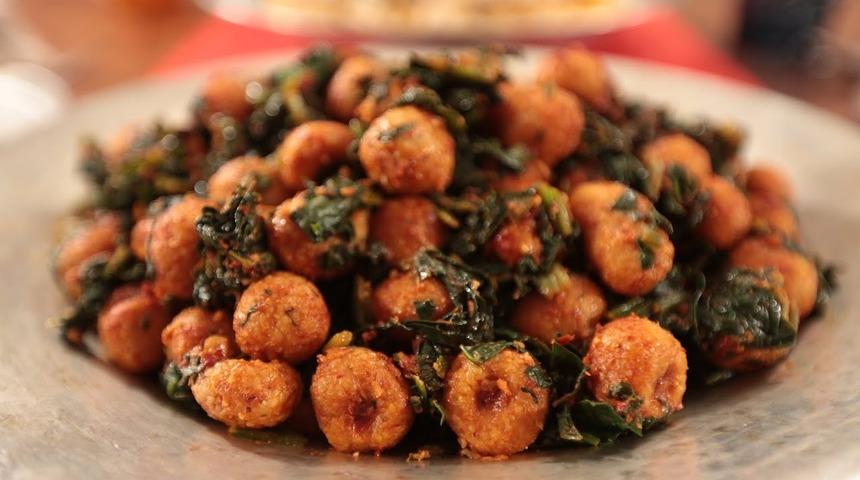 Ispanaklı fellah köftesi nasıl yapılır? Gelinim Mutfakta ıspanaklı fellah köftesi tarifi nedir? Ispanaklı fellah malzemeleri nelerdir? İşte Gelinim Mutfakta ıspanaklı fellah köftesi tarifi...