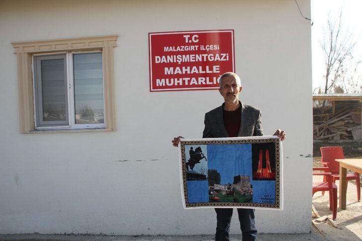 Cami inşaatının bitirilmesi için süs halılarını satılığa çıkardı G1