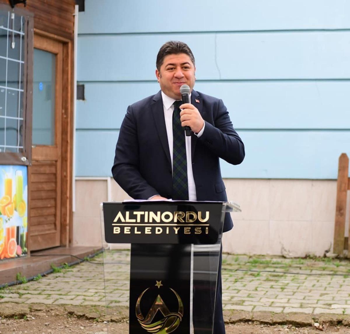 Başkan T&ouml;ren&rsquo;den muhtarlara a&ccedil;ık &ccedil;ek